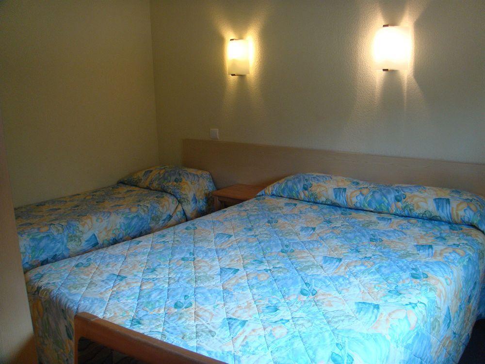 Hotel Eco - A75 Banassac Zewnętrze zdjęcie